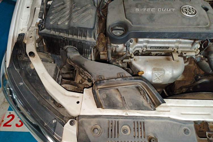 Used Buick GT 2017 15N Automatic Elite Version Engine Bay Right