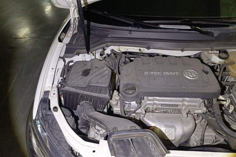 Used Buick GT 2017 15N Manual Elite Version Engine Bay Right