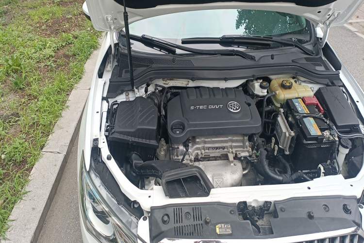 Used Buick GT 2017 15N Automatic Entry-Level Trim Engine Bay Right
