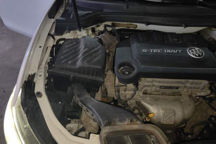 Used Buick GT 2017 15N Automatic Elite Version Engine Bay Right