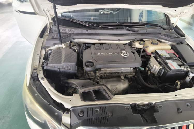 Used Buick GT 2017 15N Automatic Elite Version Engine Bay Right