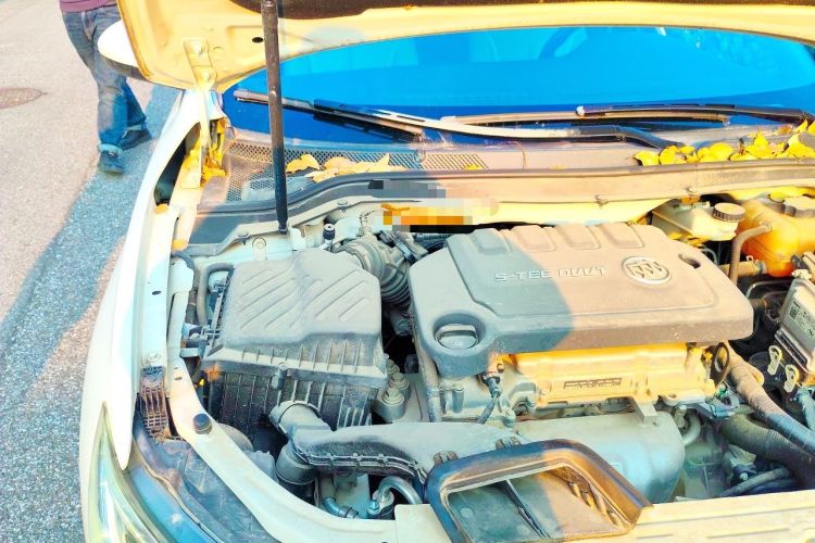 Used Buick GT 2017 15N Automatic Elite Version Engine Bay Right