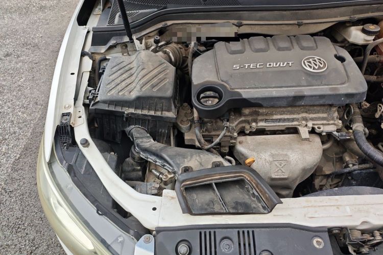 Used Buick GT 2017 15N Automatic Elite Version Engine Bay Right