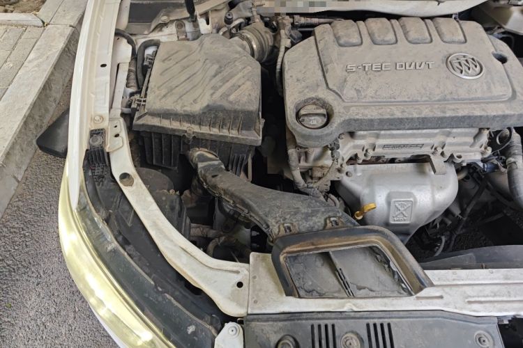 Used Buick GT 2017 15N Manual Entry-Level Trim Engine Bay Right