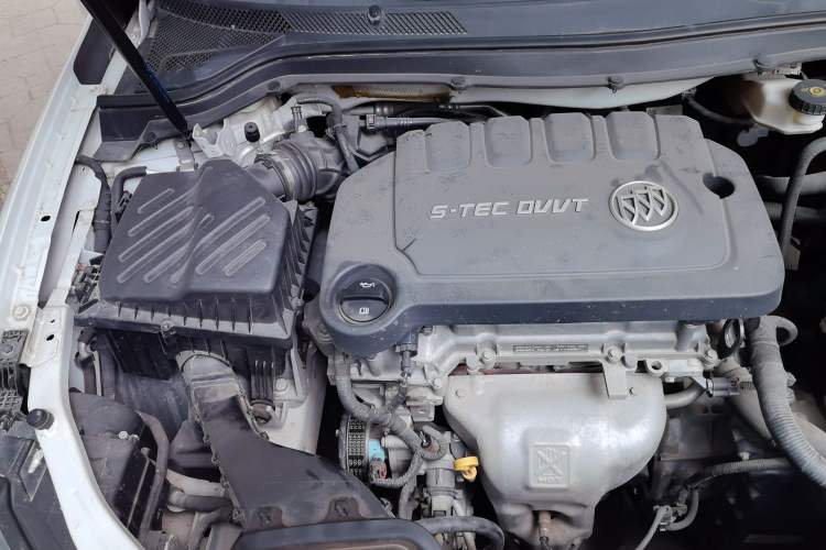 Used Buick GT 2017 15N Automatic Elite Version Engine Bay Right
