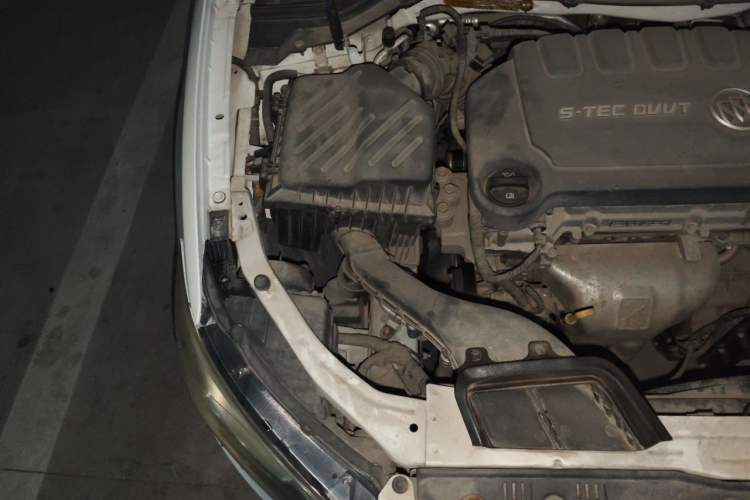 Used Buick GT 2017 15N Automatic Elite Version Engine Bay Right