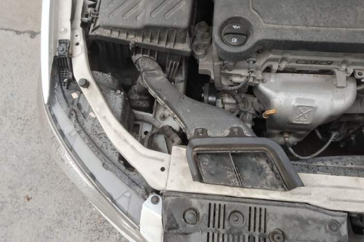 Used Buick GT 2017 15N Automatic Elite Version Engine Bay Right
