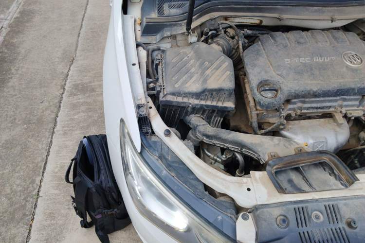 Used Buick GT 2017 15N Automatic Elite Version Engine Bay Right