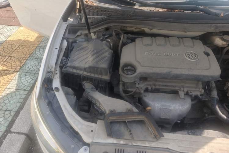 Used Buick GT 2017 15N Automatic Elite Version Engine Bay Right
