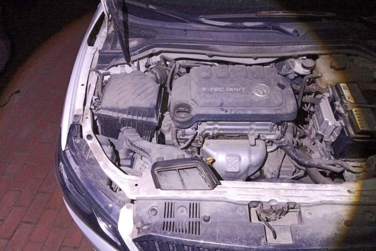 Used Buick GT 2017 15N Manual Entry-Level Trim Engine Bay Right