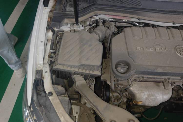 Used Buick GT 2017 15N Automatic Elite Version Engine Bay Right