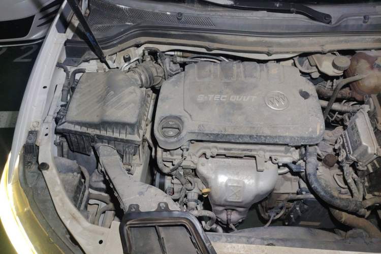 Used Buick GT 2017 15N Automatic Elite Version Engine Bay Right