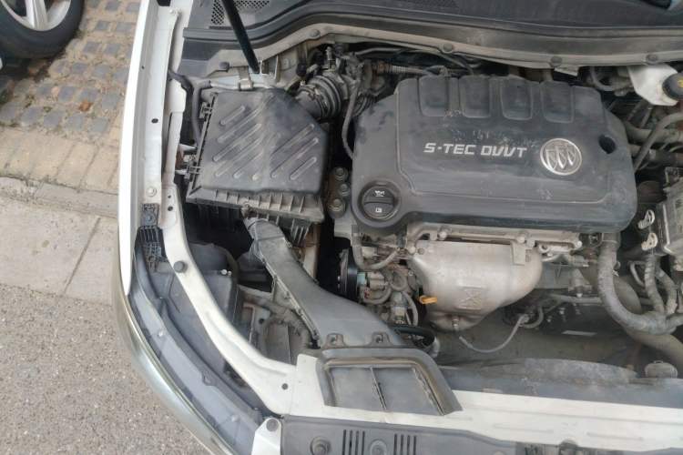 Used Buick GT 2017 15N Automatic Elite Version Engine Bay Right