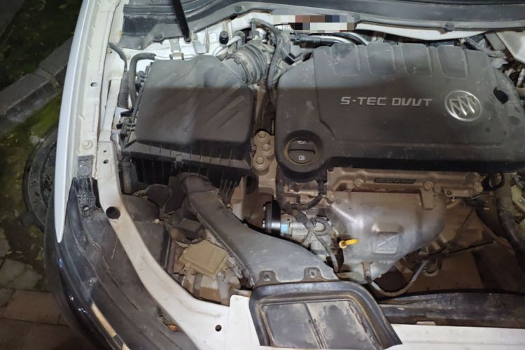Used Buick GT 2017 15N Manual Elite Version Engine Bay Right