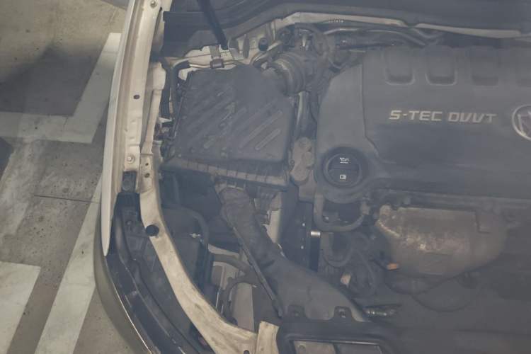 Used Buick GT 2017 15N Automatic Entry-Level Trim Engine Bay Right