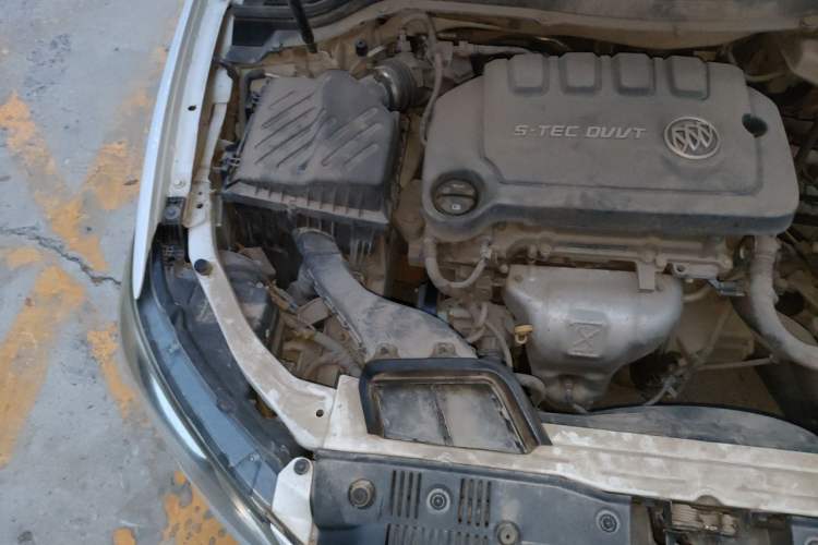 Used Buick GT 2017 15N Manual Elite Version Engine Bay Right