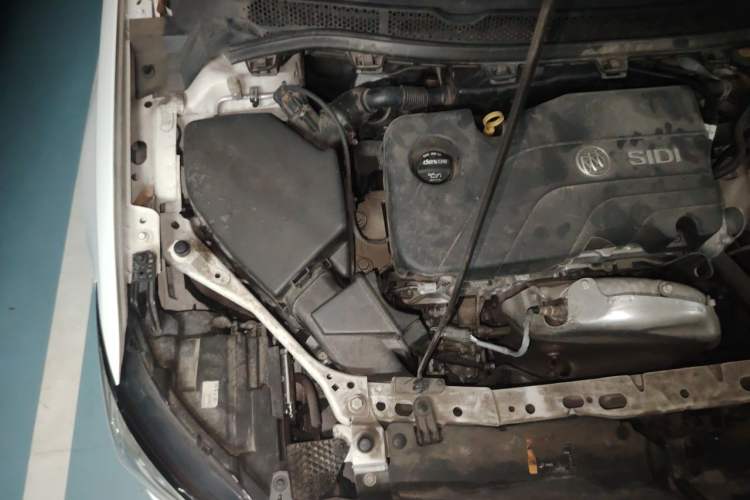 Used Buick GT 2017 15N Automatic Elite Version Engine Bay Right