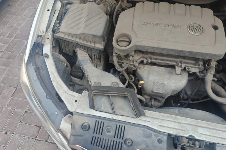 Used Buick GT 2017 15N Manual Elite Version Engine Bay Right