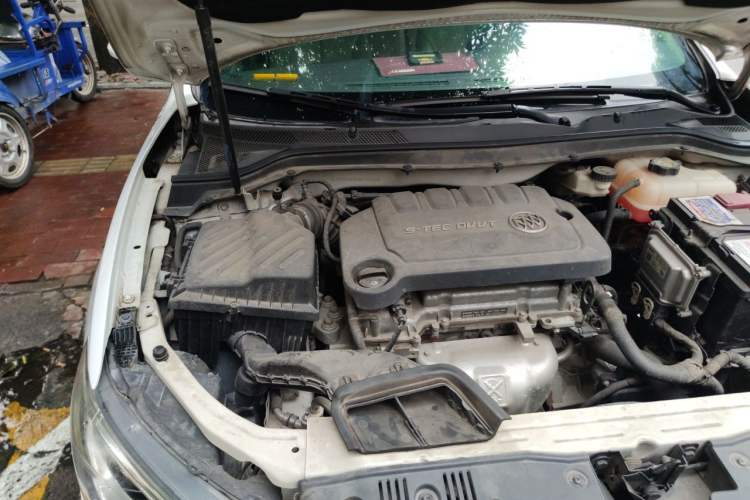 Used Buick GT 2017 15N Automatic Elite Version Engine Bay Right
