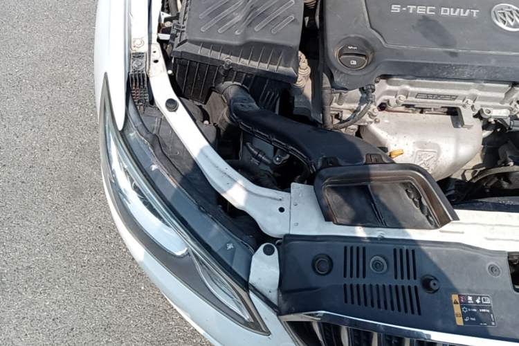 Used Buick GT 2017 15N Automatic Elite Version Engine Bay Right