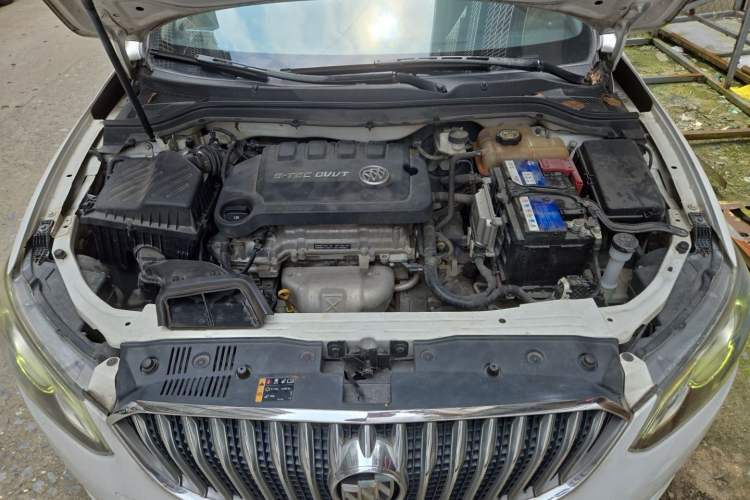 Used Buick GT 2017 15N Automatic Entry-Level Trim Engine Bay