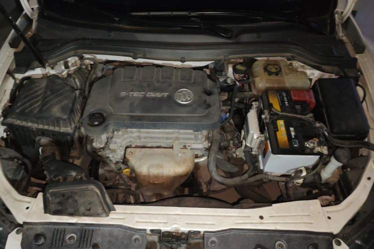 Used Buick GT 2017 15N Manual Entry-Level Trim Engine Bay