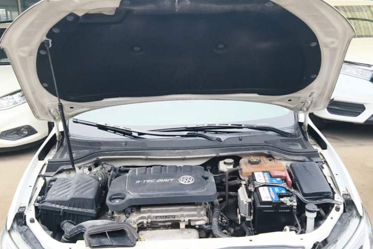 Used Buick GT 2017 15N Automatic Elite Version Engine Bay
