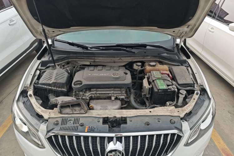 Used Buick GT 2017 15N Automatic Elite Version Engine Bay