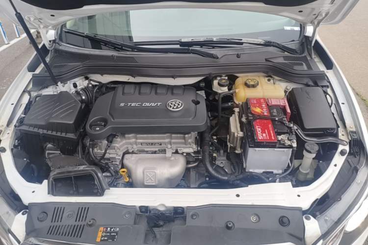 Used Buick GT 2017 15N Automatic Elite Version Engine Bay