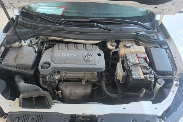 Used Buick GT 2017 15N Automatic Elite Version Engine Bay