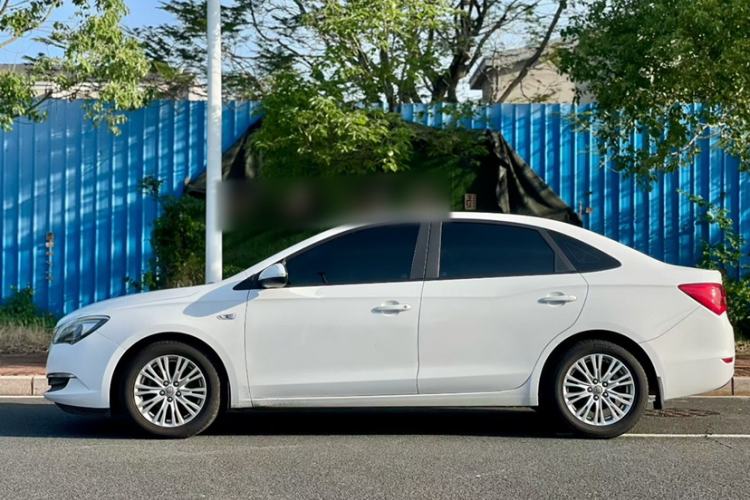 Used Buick GT 2017 15N Automatic Elite Version Exterior 1