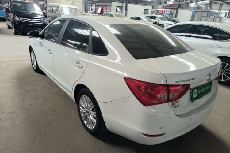 Used Buick GT 2017 15N Automatic Elite Version Exterior 2