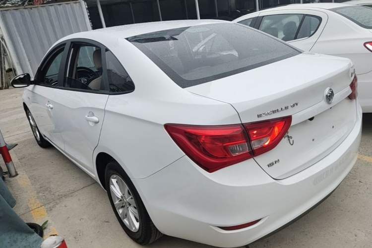 Used Buick GT 2017 15N Manual Entry-Level Trim Exterior 2