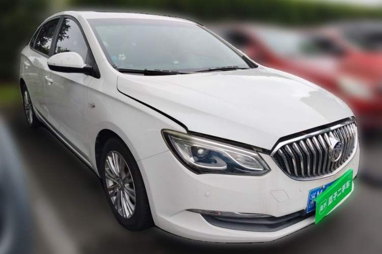Used Buick GT 2017 15N Automatic Elite Version Exterior 2