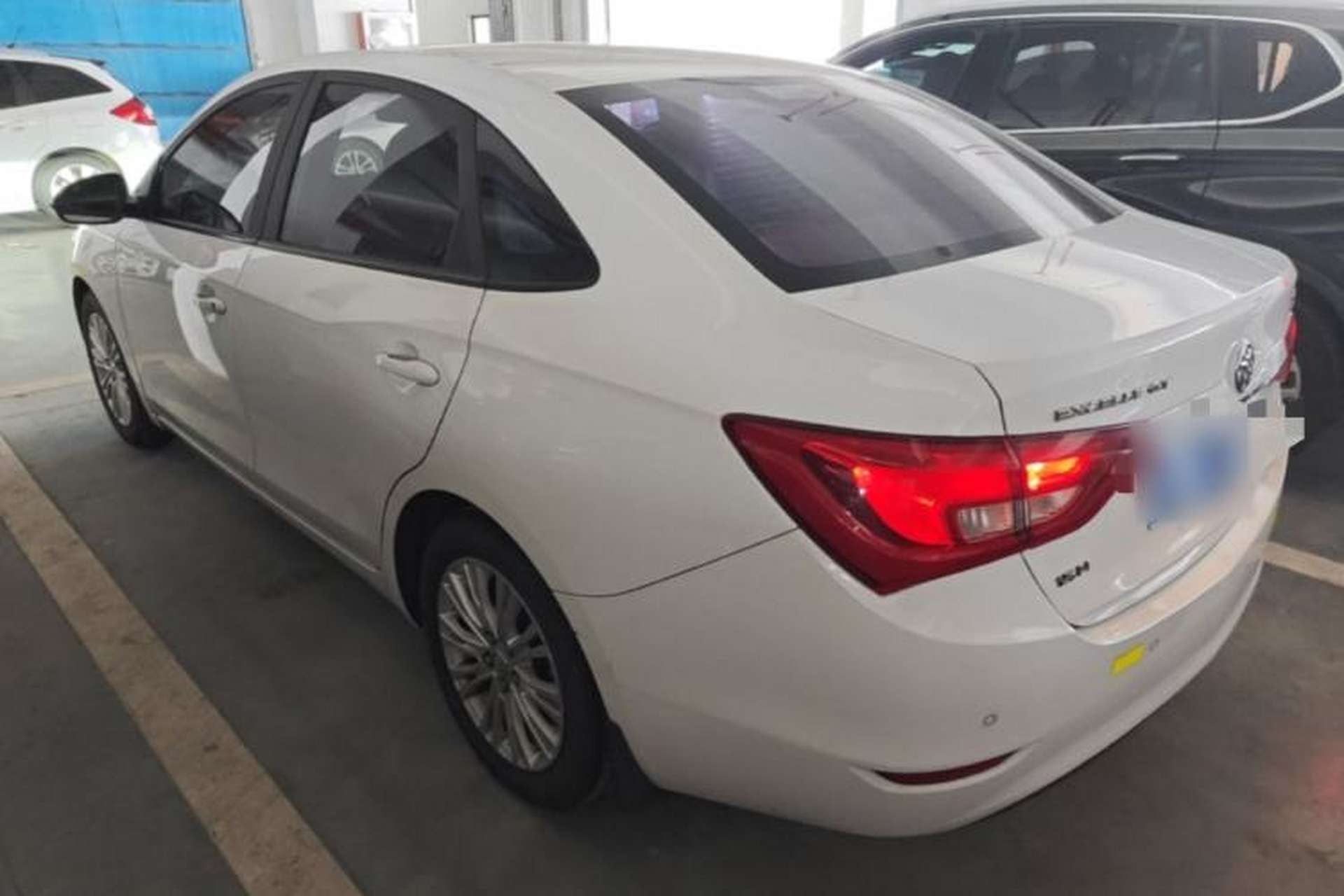 Used Buick GT 2017 15N Automatic Elite Version Exterior 2