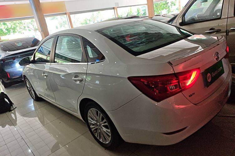 Used Buick GT 2017 15N Automatic Elite Version Exterior 3