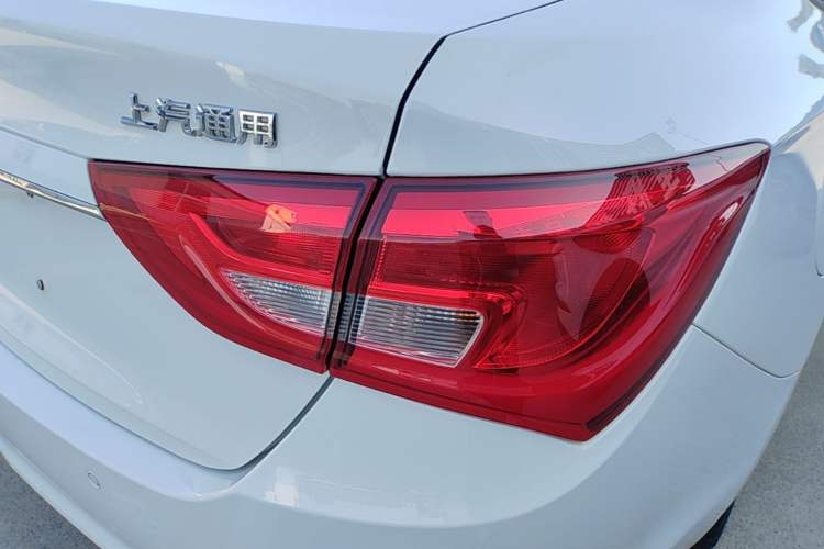 Used Buick GT 2017 15N Automatic Elite Version Exterior 3