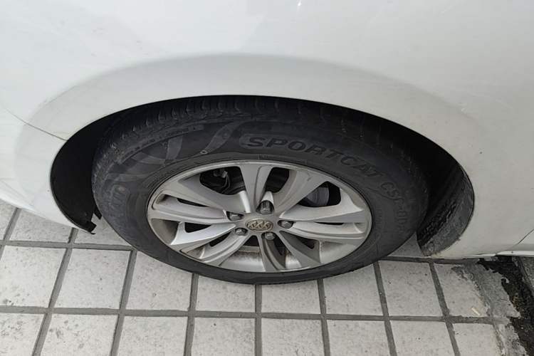 Used Buick GT 2017 15N Automatic Entry-Level Trim Exterior 4