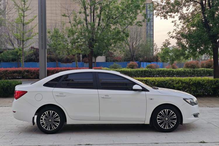 Used Buick GT 2017 15N Automatic Deluxe Edition Exterior 4