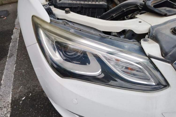 Used Buick GT 2017 15N Automatic Elite Version Exterior 4