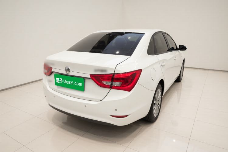 Used Buick GT 2017 15N Automatic Elite Version Exterior 5