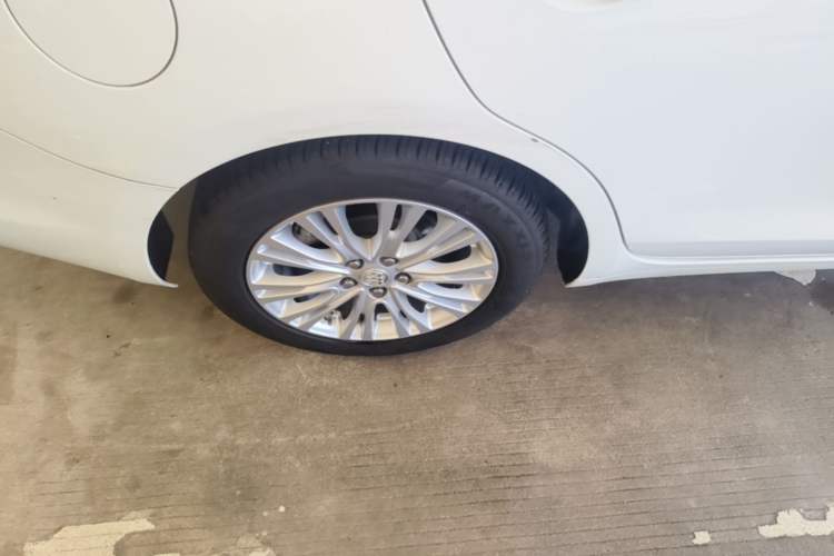 Used Buick GT 2017 15N Manual Elite Version Exterior 5