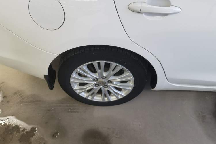 Used Buick GT 2017 15N Automatic Elite Version Exterior 5