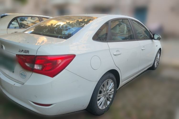 Used Buick GT 2017 15N Automatic Elite Version Exterior 5