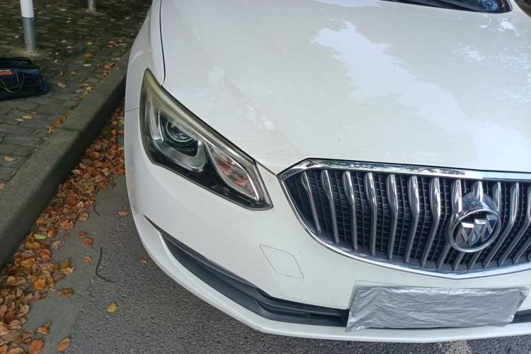 Used Buick GT 2017 15N Automatic Elite Version Exterior 6