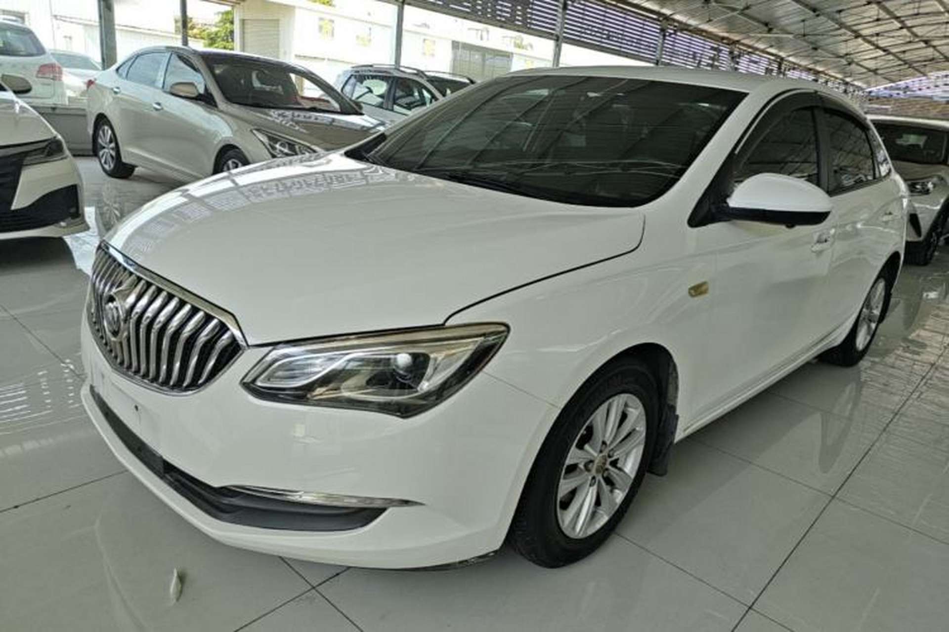 Used Buick GT 2017 15N Automatic Entry-Level Trim Front Left 45 Deg
