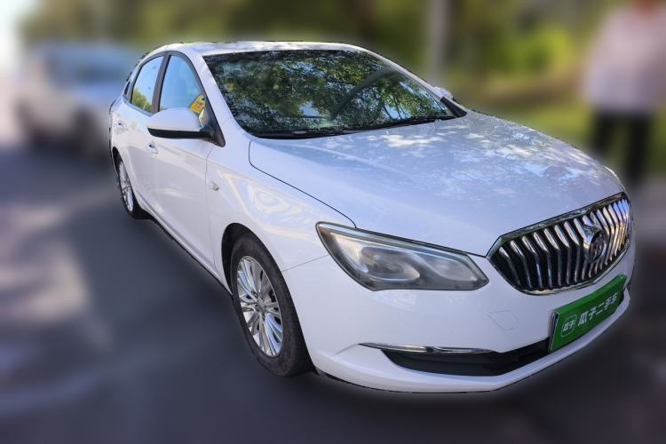 Used Buick GT 2017 15N Automatic Elite Version Front Right 45 Deg