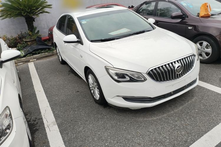 Used Buick GT 2017 15N Automatic Elite Version Front Right 45 Deg