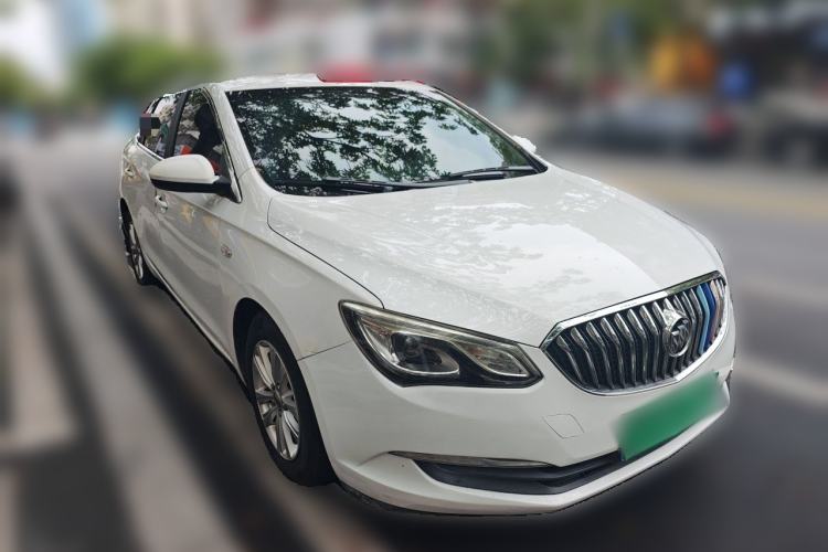 Used Buick GT 2017 15N Automatic Entry-Level Trim Front Right 45 Deg