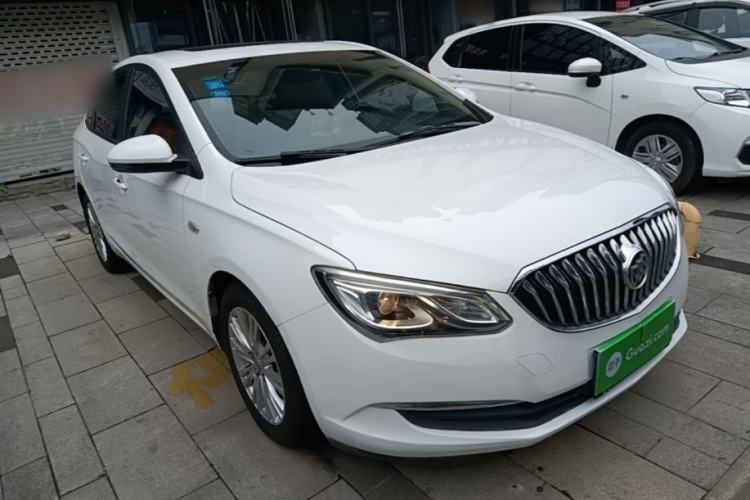 Used Buick GT 2017 15N Automatic Elite Version Front Right 45 Deg